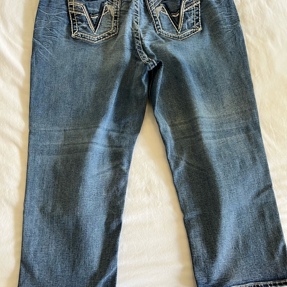 Vigoss Heritage mid-rise capri jeans